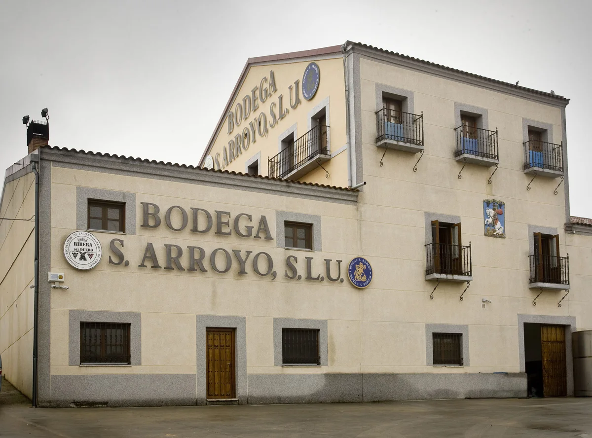 Bodega S Arroyo instalaciones.webp